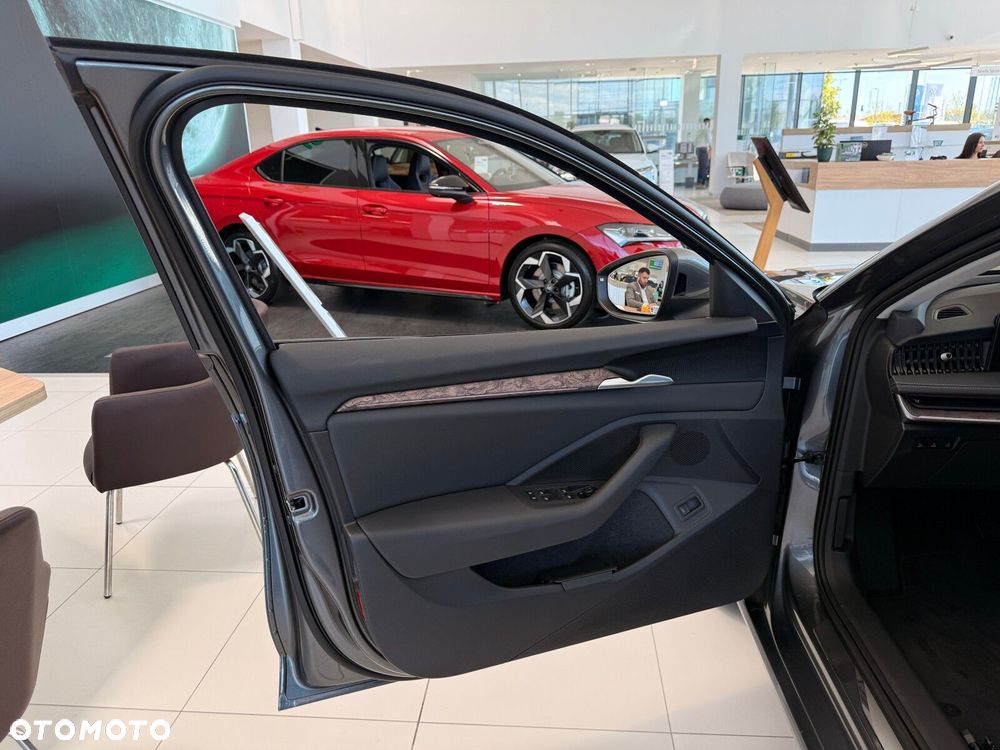 Skoda Superb 2.0 TDI SCR 4x4 L&K DSG - 13