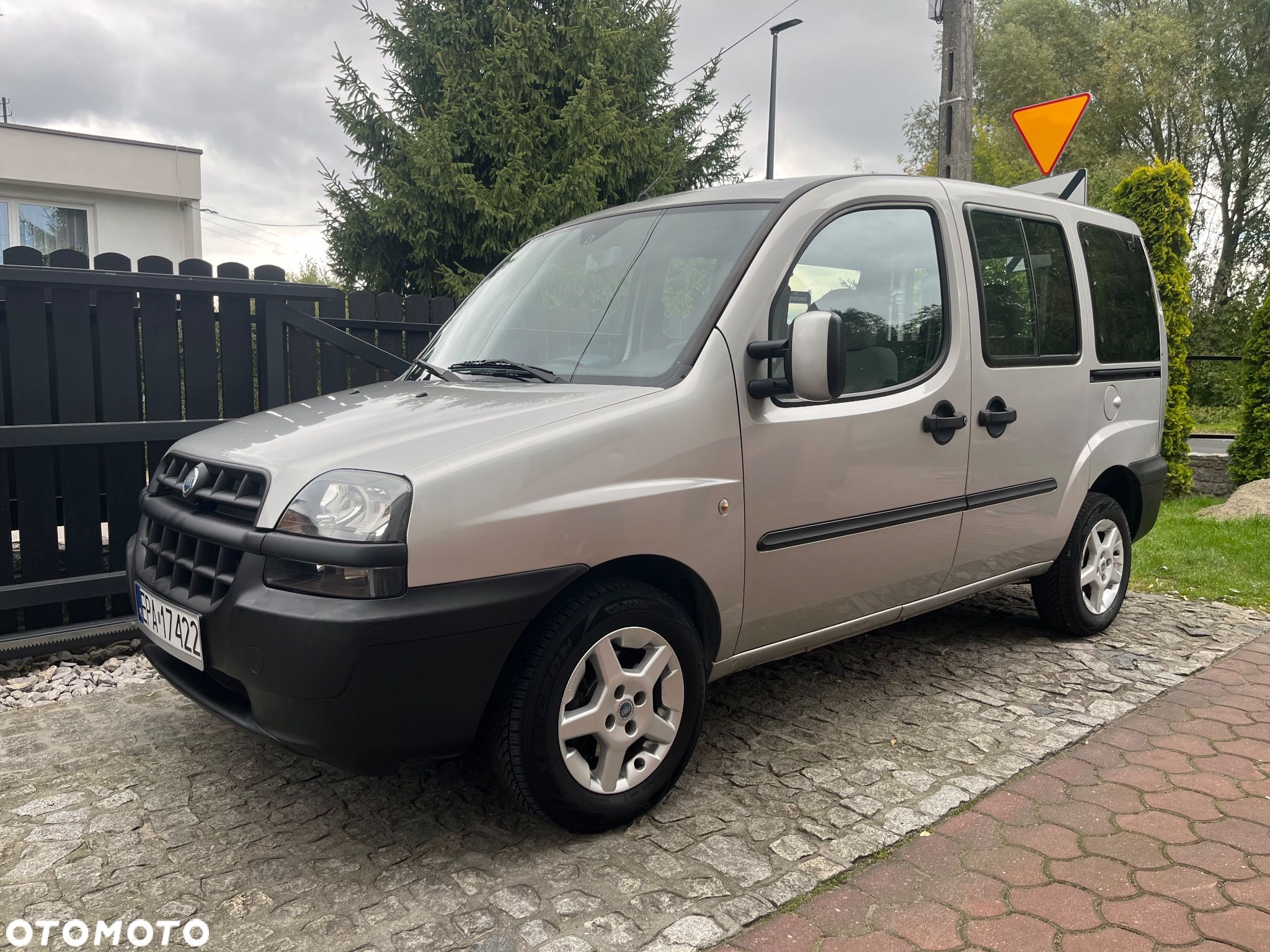 Fiat Doblo 1.6 16v Active / ELX - 1