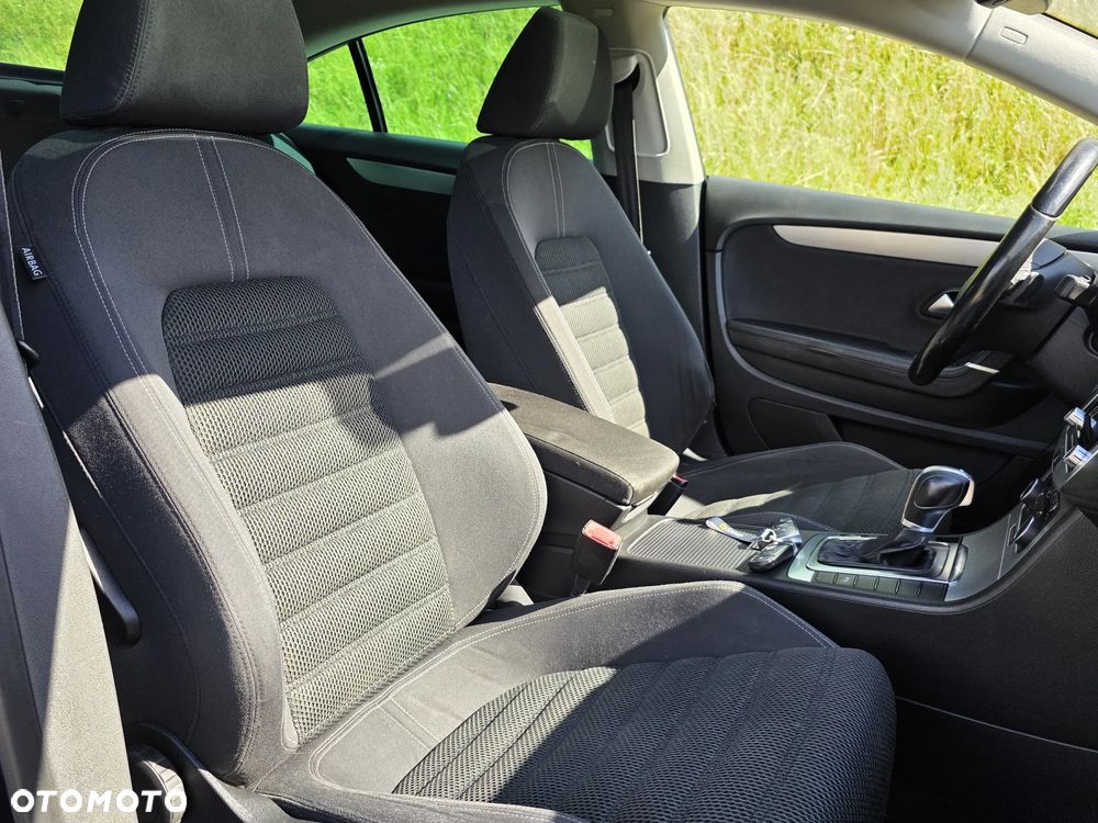 Volkswagen Passat CC 1.8 TSI DSG Exclusive - 27