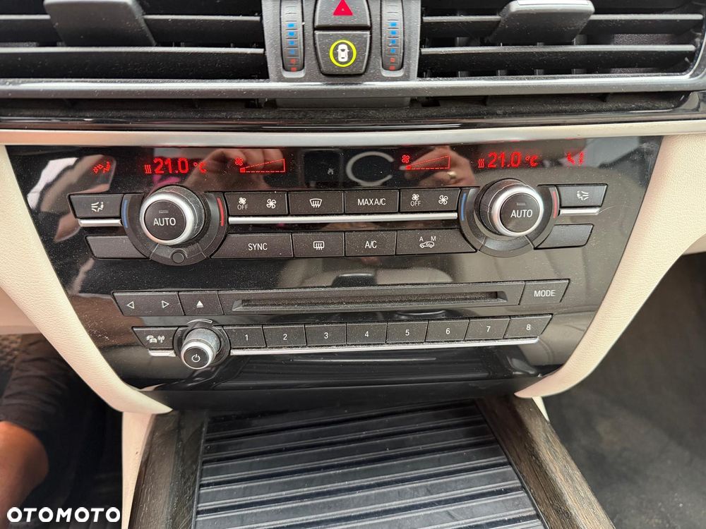 BMW X5 xDrive30d Sport-Aut - 12