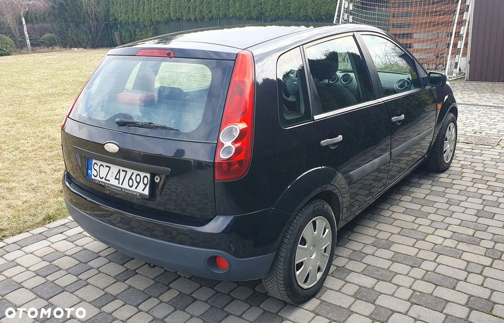 Ford Fiesta - 4