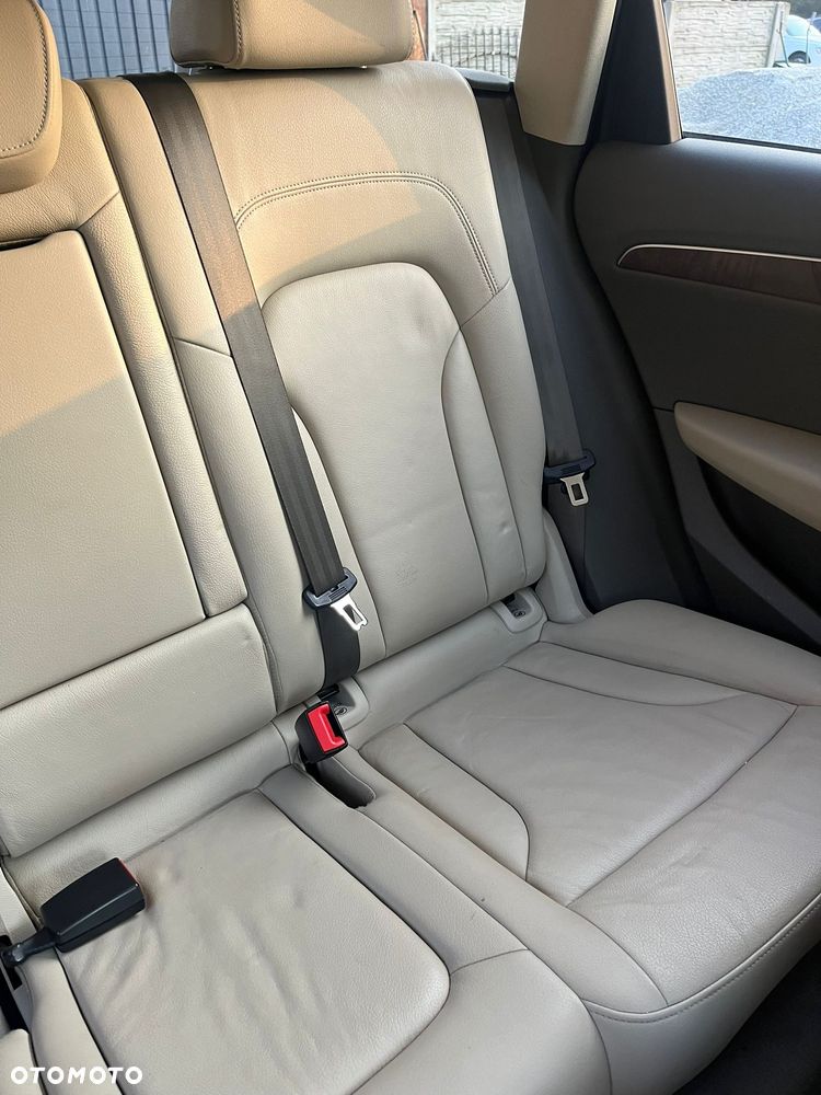 Audi Q5 3.2 FSI Quattro S tronic - 16