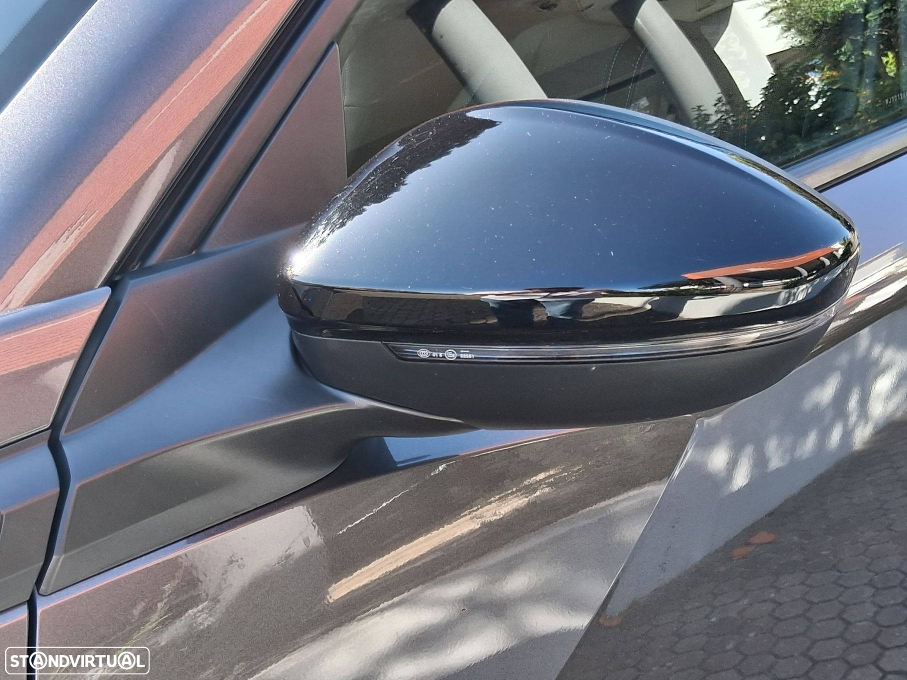 Peugeot 2008 1.2 PureTech Allure EAT8 - 15