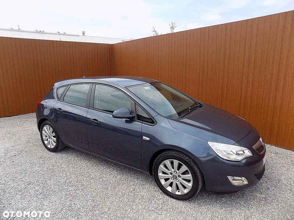 Opel Astra 1.7 CDTI DPF - 28