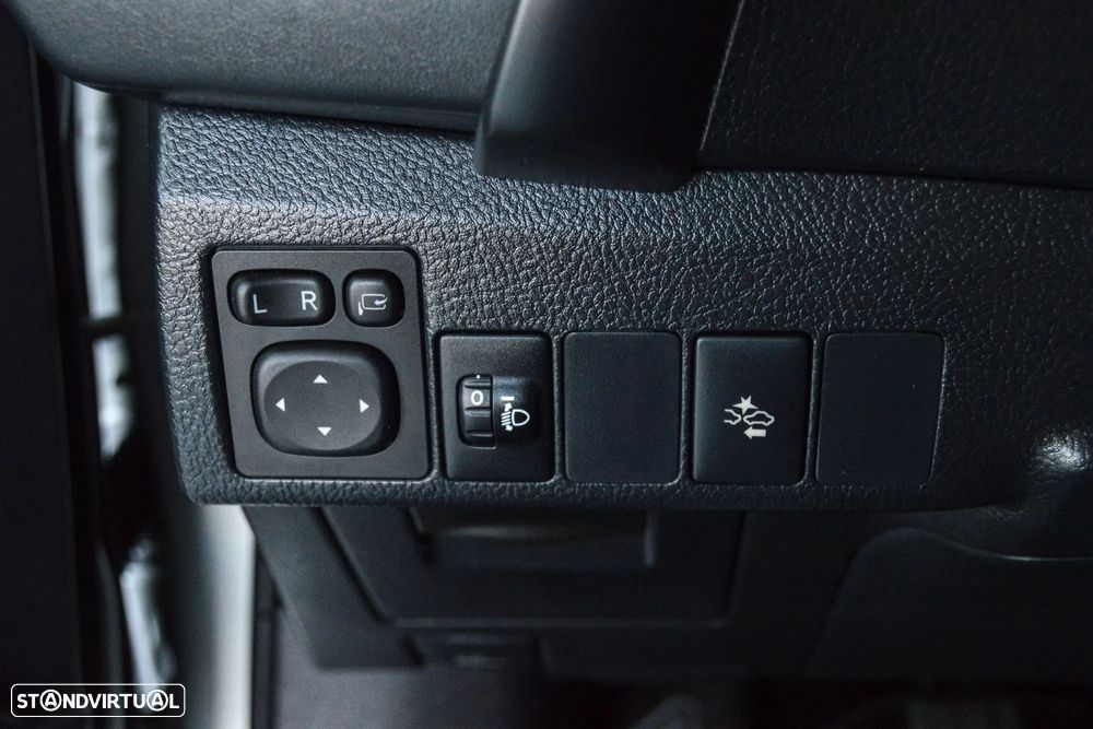 Toyota Auris 1.4 D-4D Comfort - 30