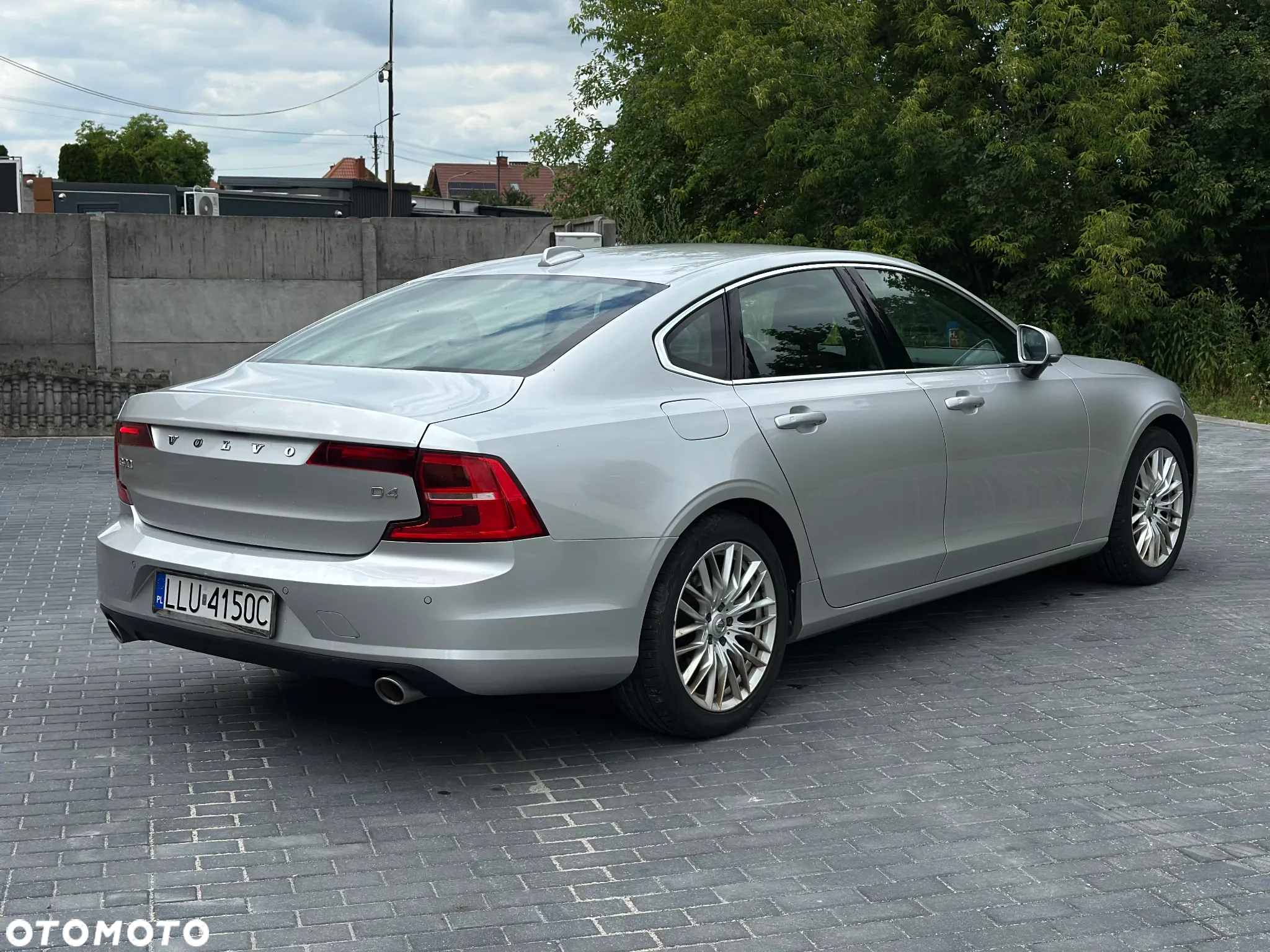 Volvo S90 D4 Momentum - 4
