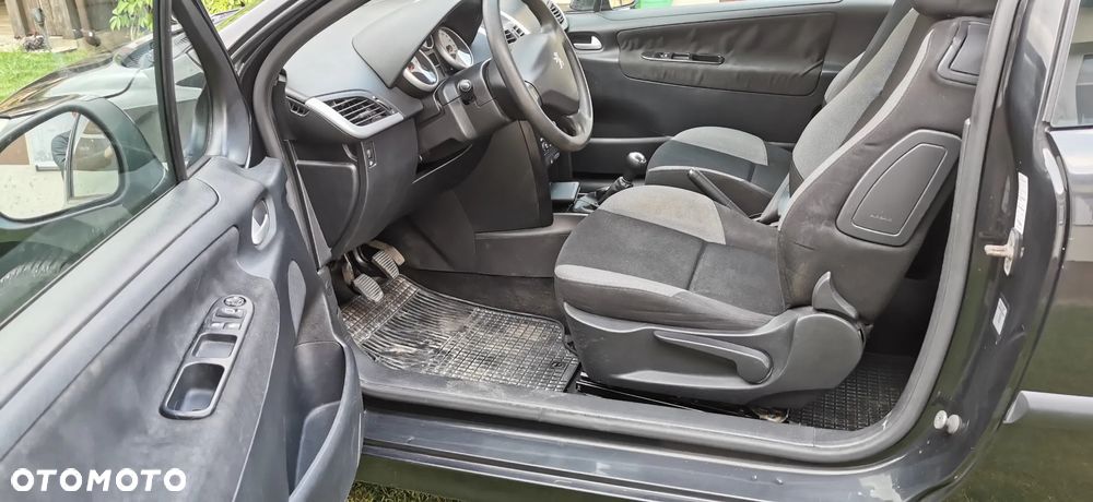 Peugeot 207 1.4 Presence Grand Prix - 5