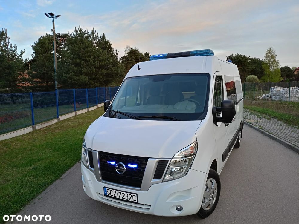 Nissan nv400 - 2