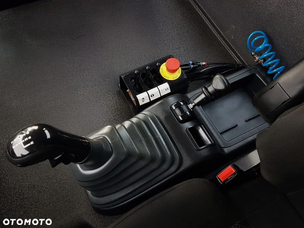 MAN TGS 26.420 E6 HAKOWIEC HS20 6x2 3-OSIE - 32