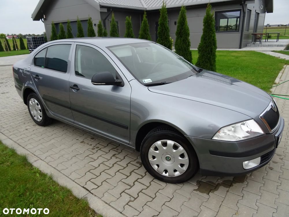 Skoda Octavia 1.6 Ambition - 2