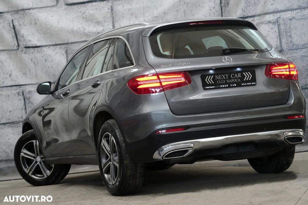 Mercedes-Benz GLC 220 d 4MATIC 9G-TRONIC AMG Line - 4