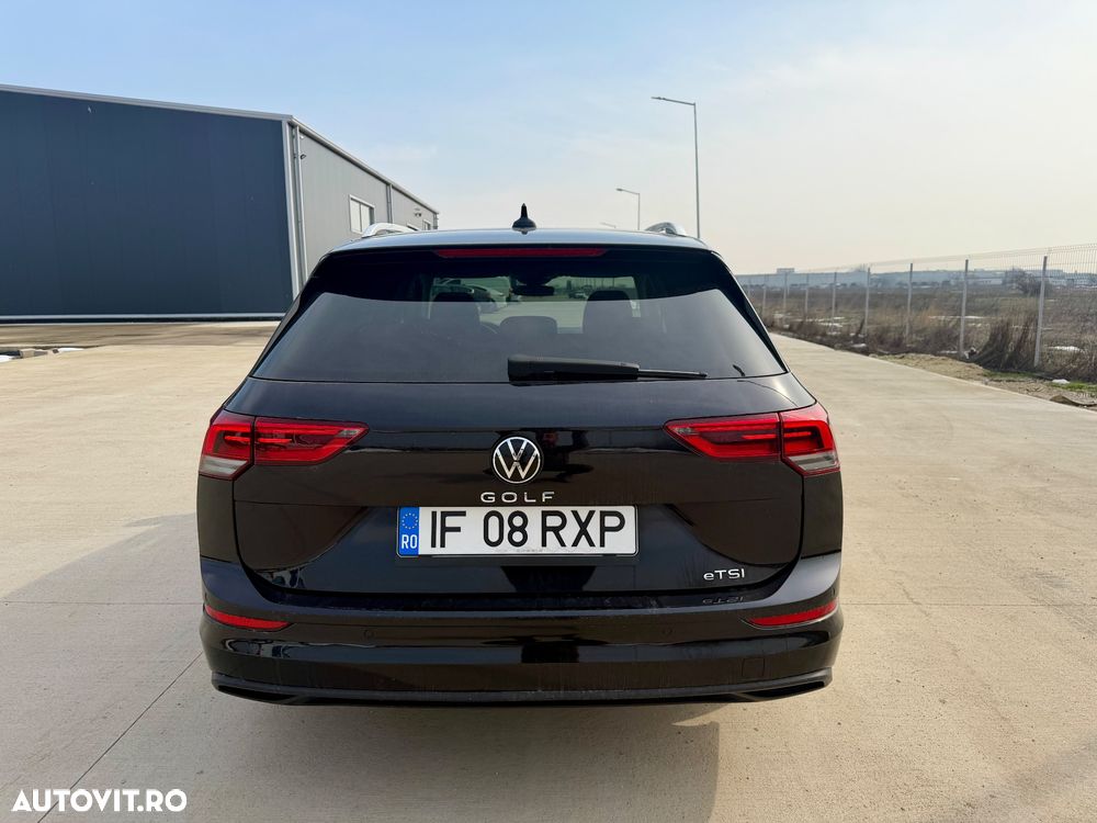 Volkswagen Golf - 22