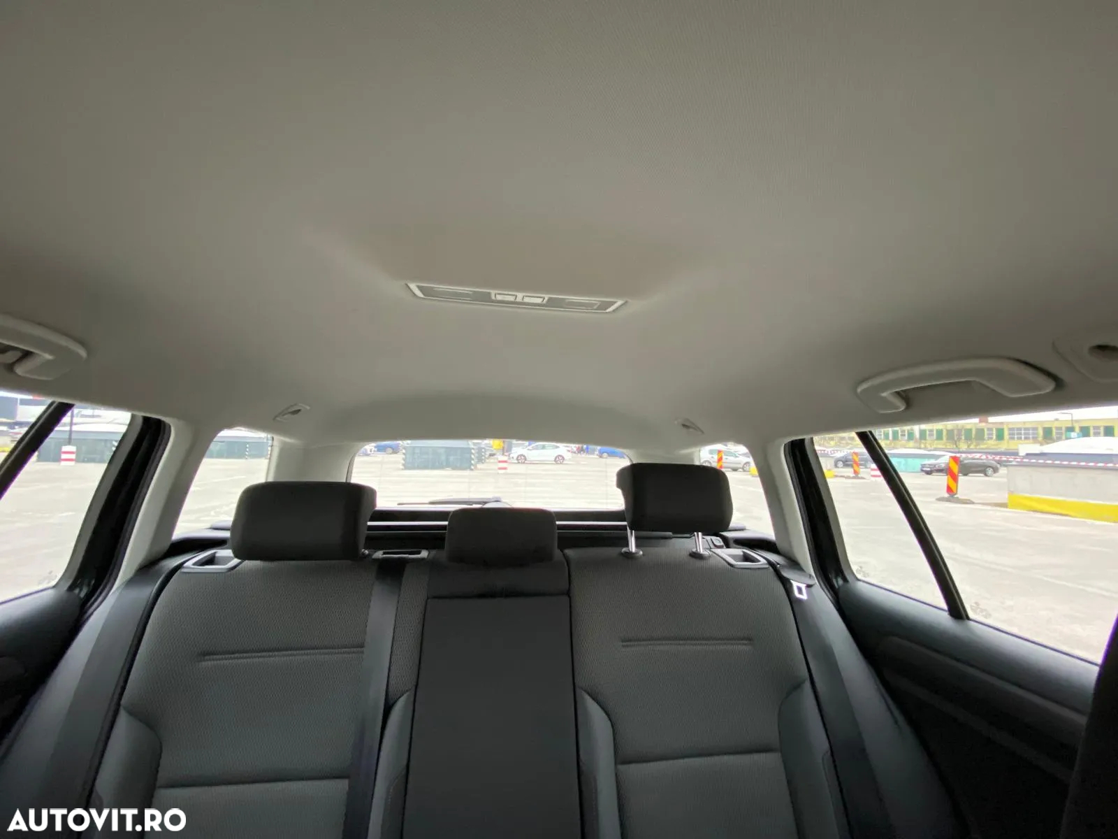 Volkswagen Golf 1.6 TDI BMT Comfortline - 13