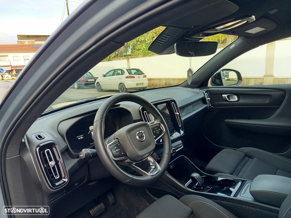 Volvo XC 40 Recharge 69 kWh Single Motor Core - 18