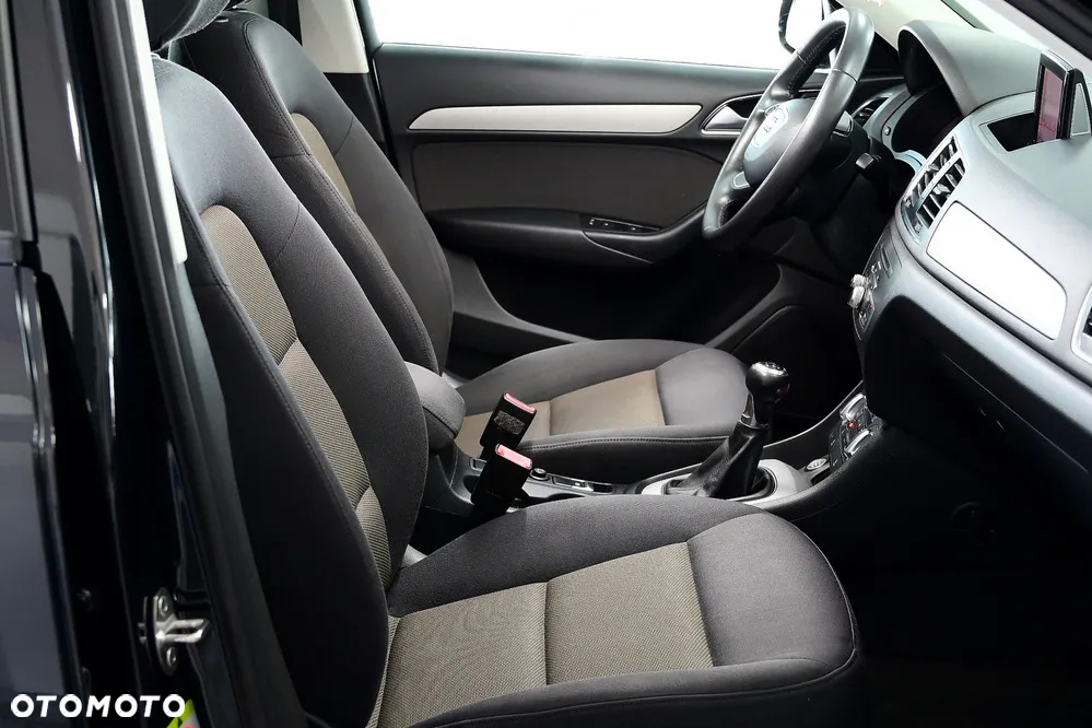 Audi Q3 - 22