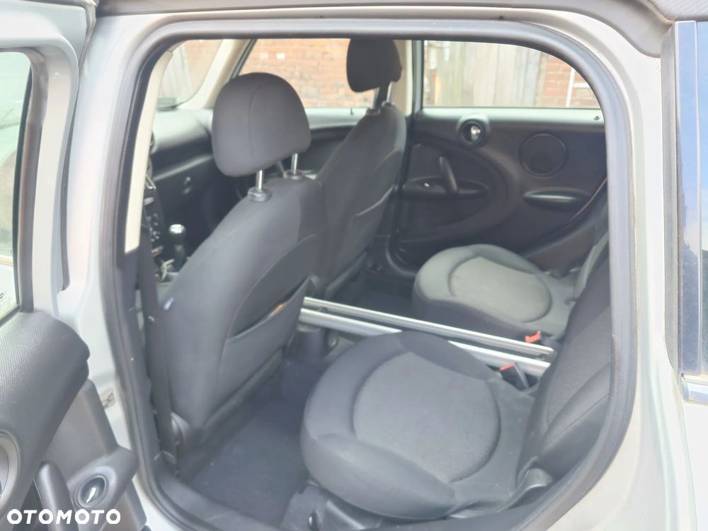 MINI Countryman One D - 8
