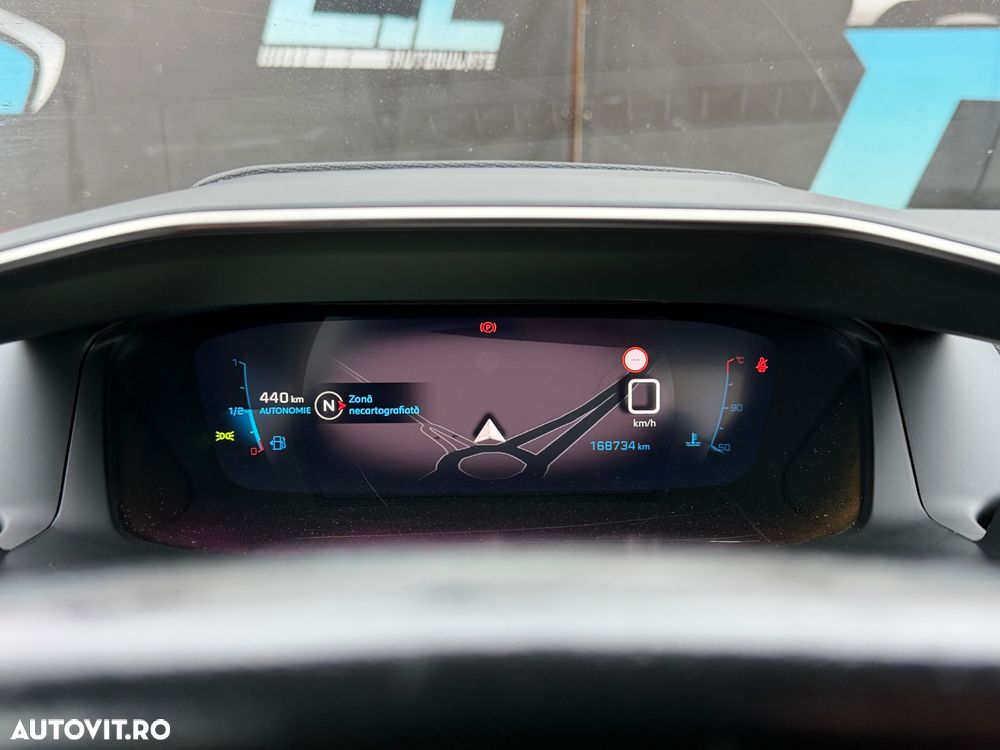 Peugeot 2008 1.5 BlueHDI STT Allure - 17