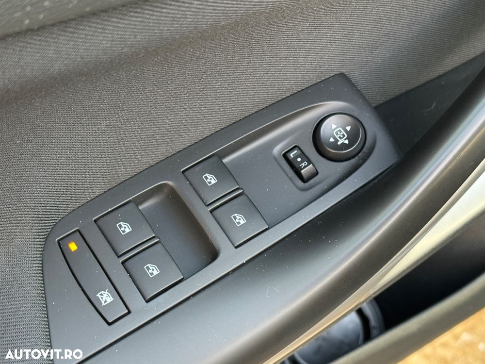 Opel Astra 1.6 D Start/Stop Dynamic - 17