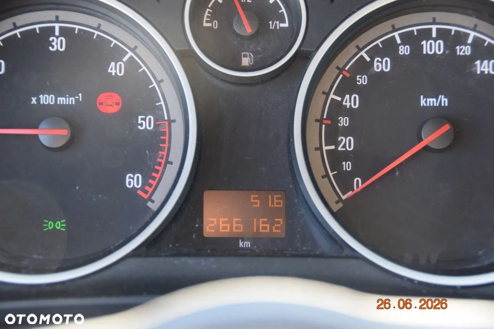 Opel Zafira 1.9 CDTI - 9