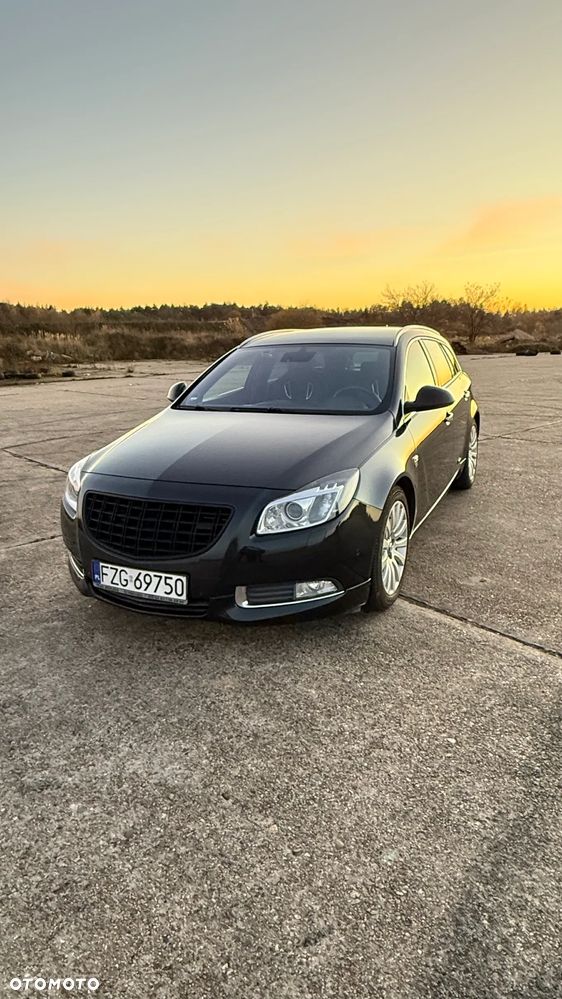 Opel Insignia 2.0 CDTI Sports Tourer - 1