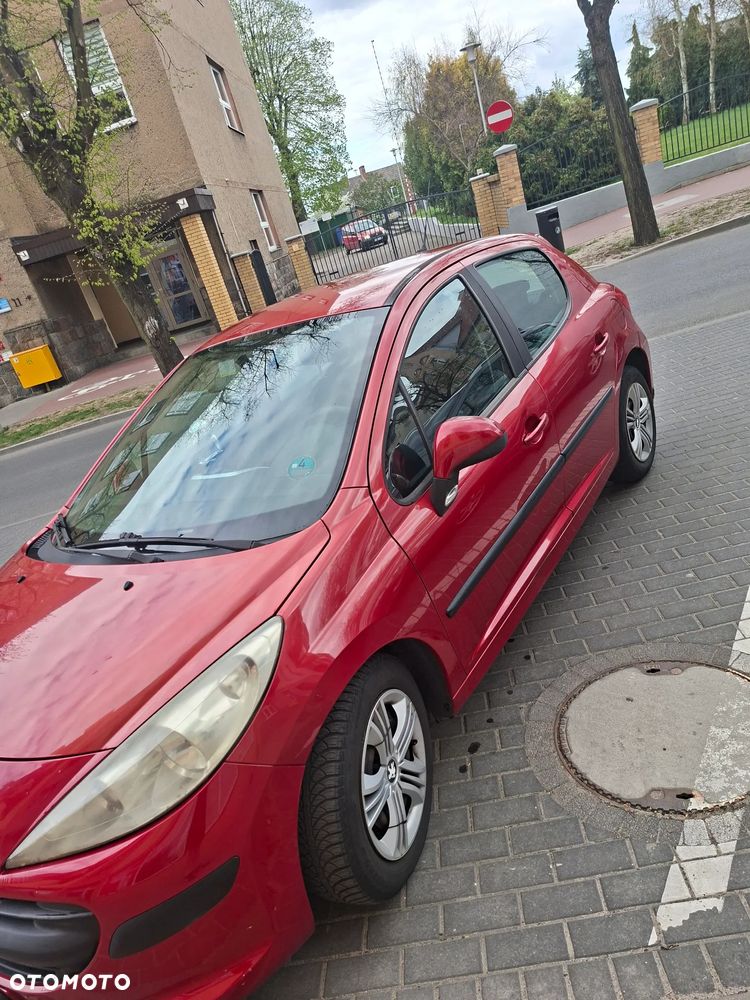 Peugeot 207 1.4 Presence - 2