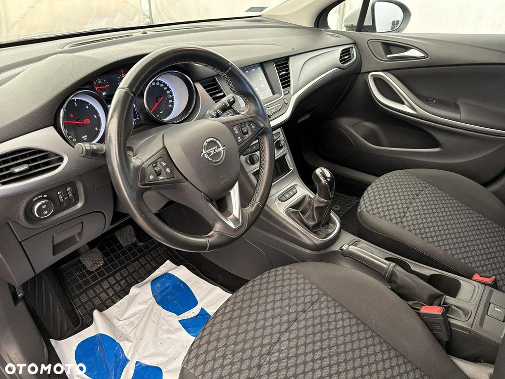 Opel Astra - 14