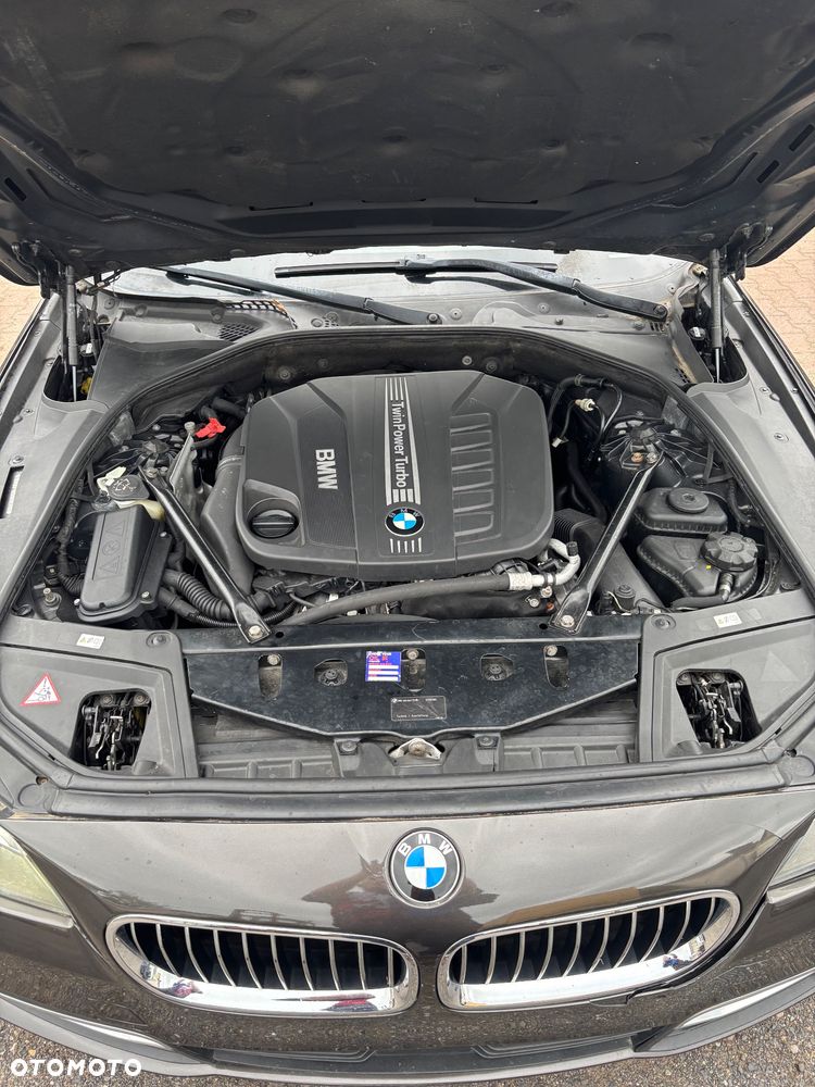 BMW Seria 5 - 21