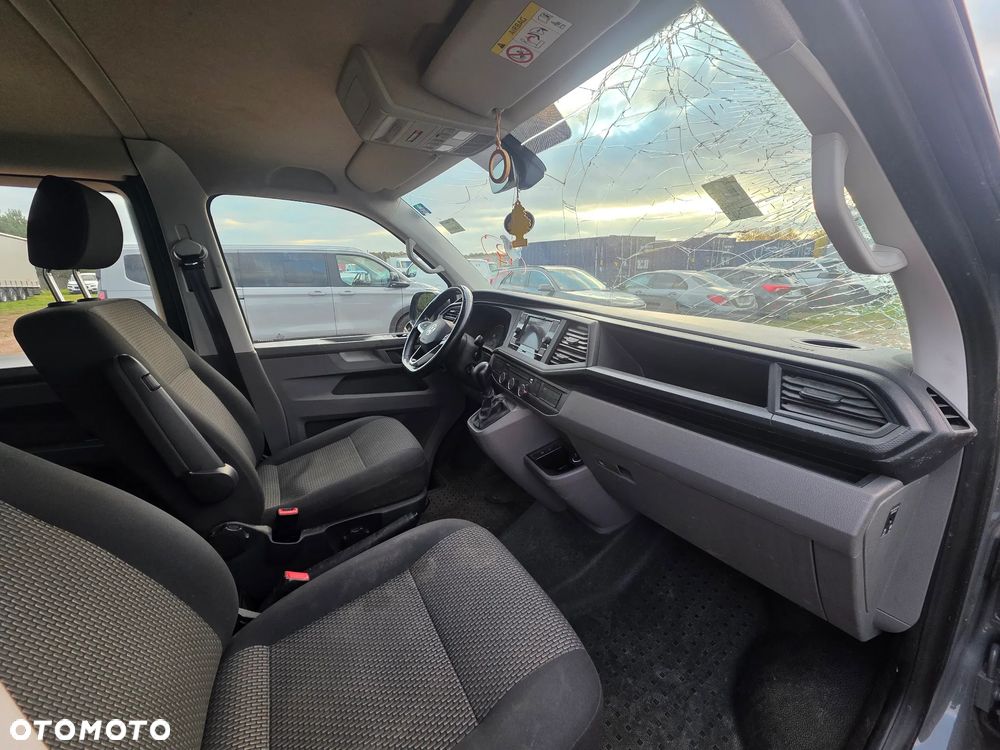 Volkswagen Transporter - 18