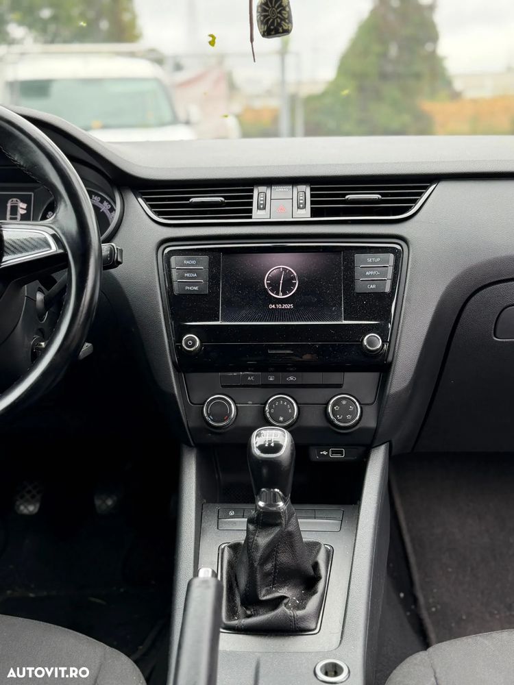 Skoda Octavia 1.6 TDI AMBITION - 5