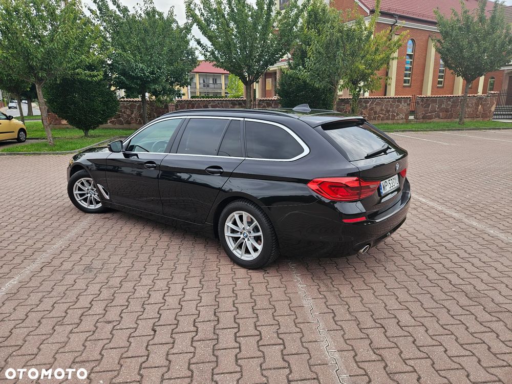 BMW Seria 5 520d Luxury Line - 8