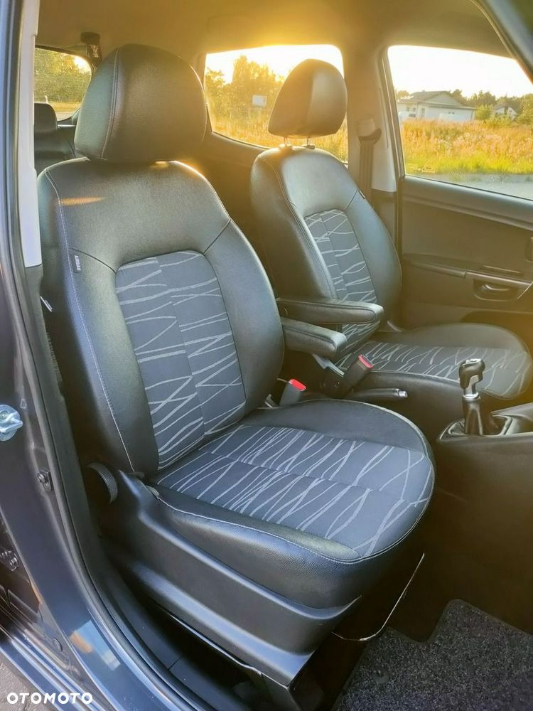 Kia Venga - 20