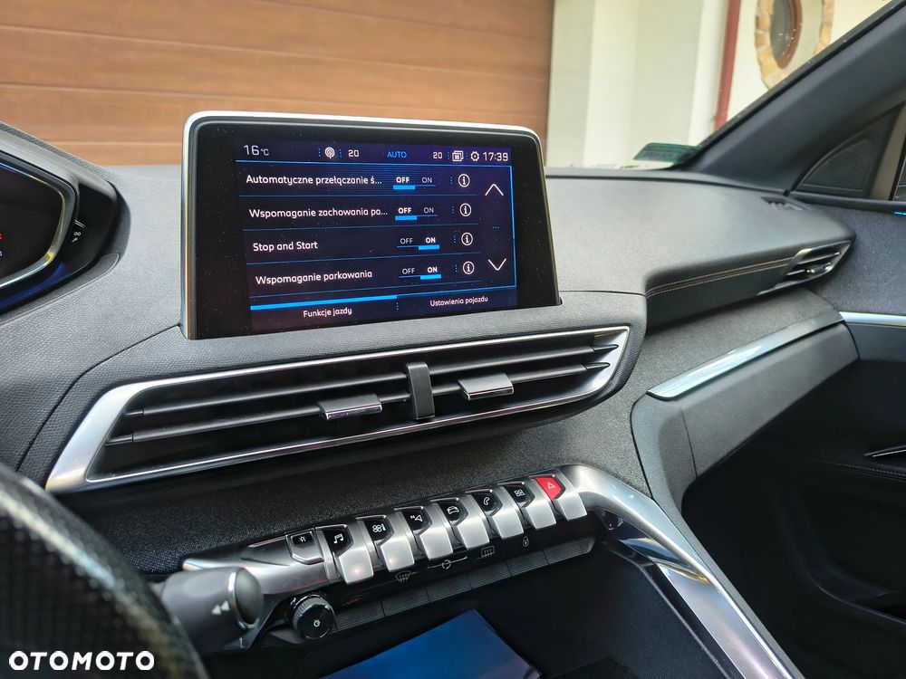 Peugeot 3008 - 14