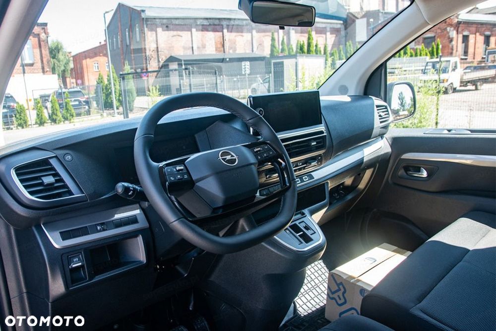 Opel Zafira Life Diesel XL Business aut 2.2 180KM - 12