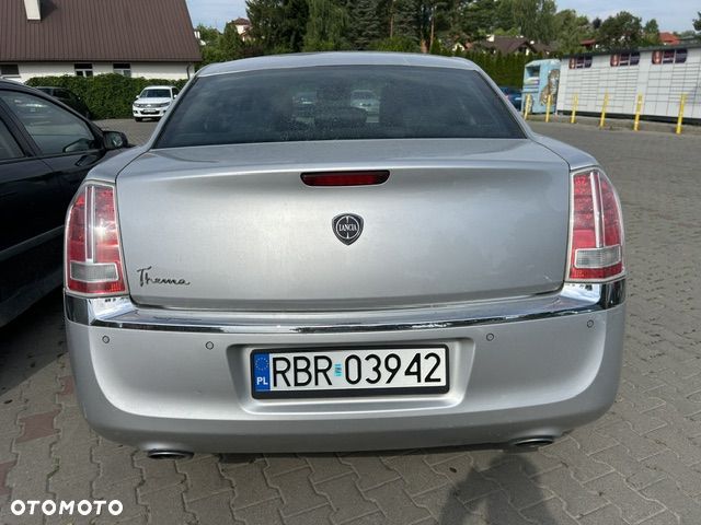 Lancia Thema 3.0CRD Platinum - 5