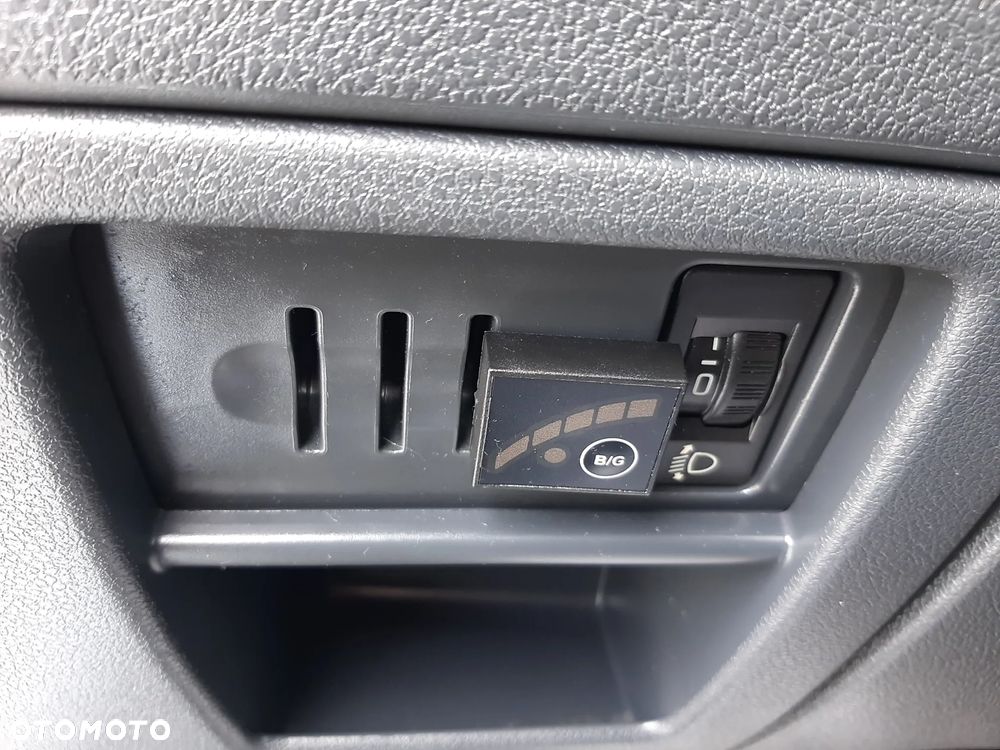 Peugeot 5008 1.6 Access 7os - 17