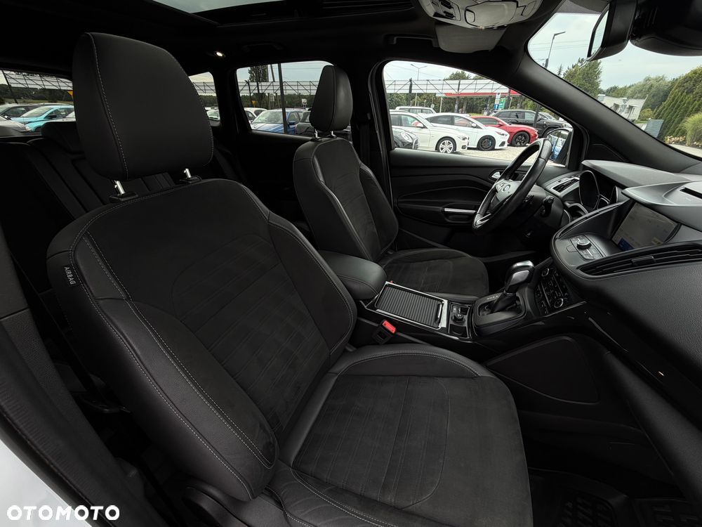 Ford Kuga 2.0 TDCi 4x4 ST-Line - 25