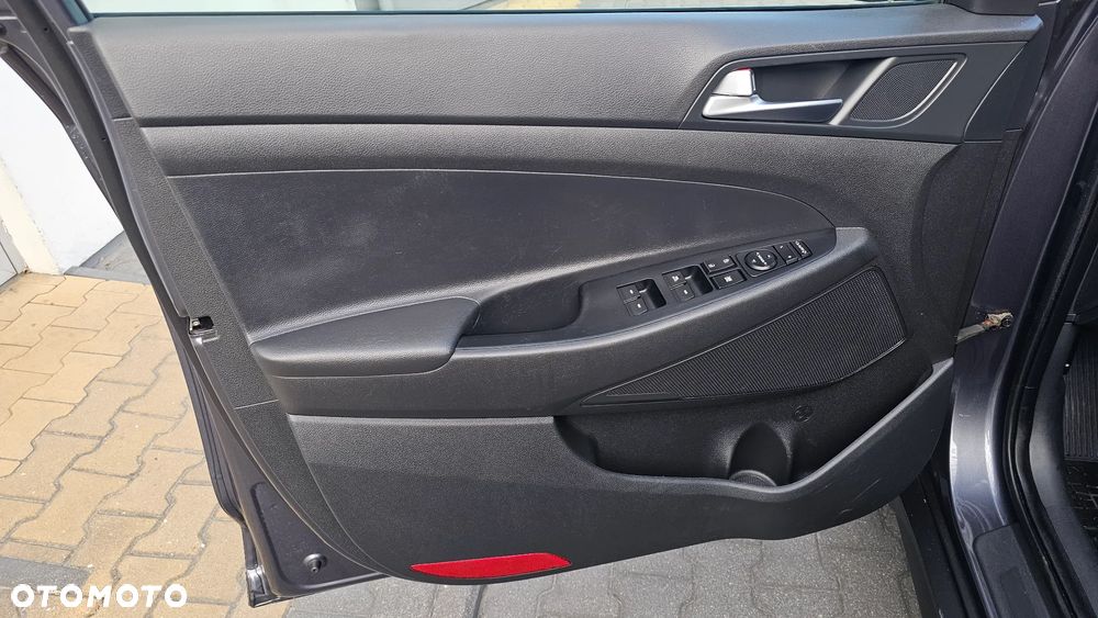 Hyundai Tucson blue 1.7 CRDi 2WD DCT Passion Plus - 24