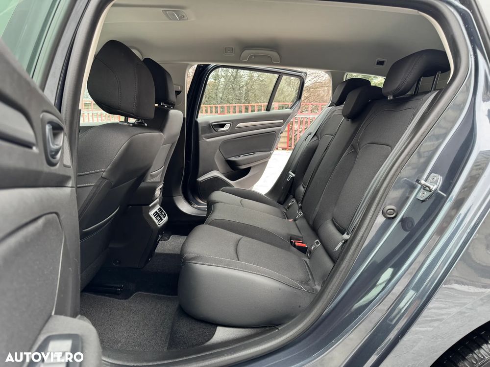 Renault Megane BLUE dCi 115 BUSINESS EDITION - 21