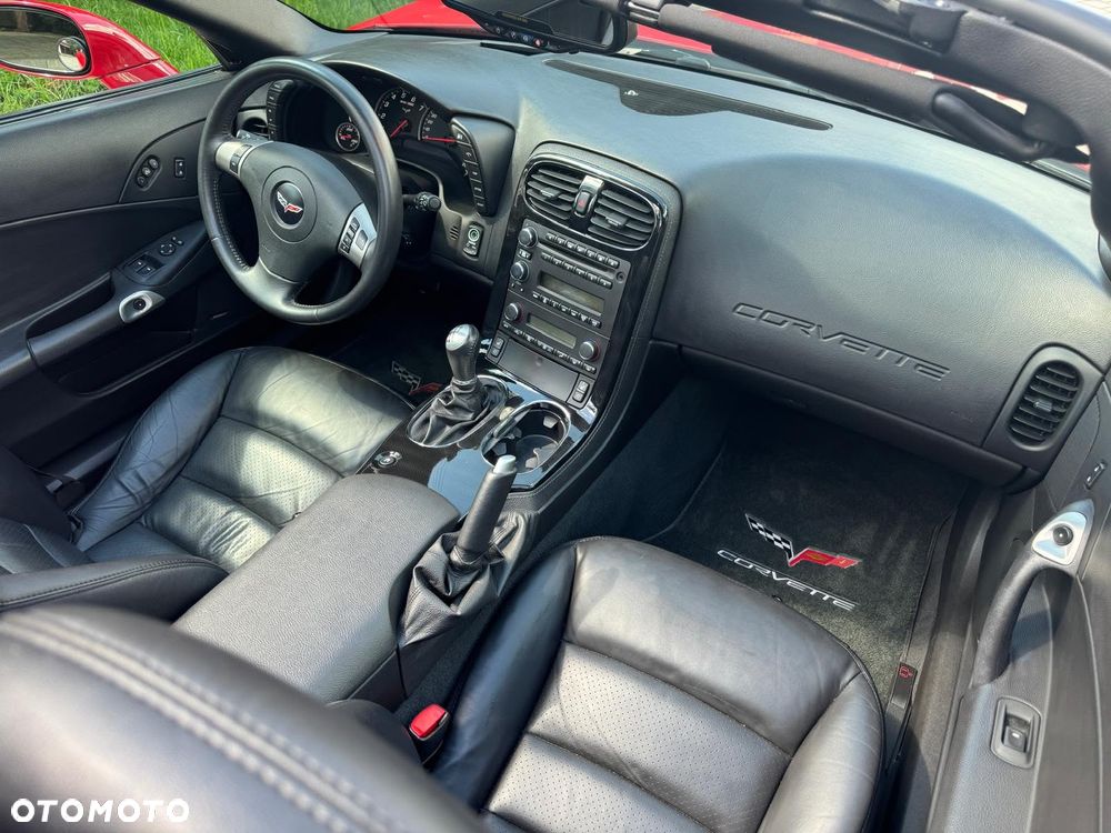 Chevrolet Corvette - 15