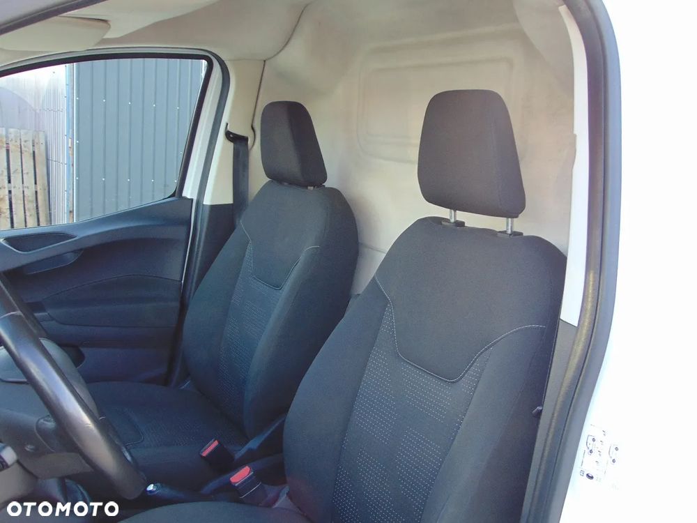 Ford FORD TRANSIT COURIER 1,5 Diesel - 13