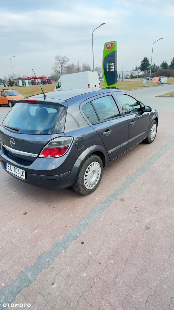 Opel Astra - 2