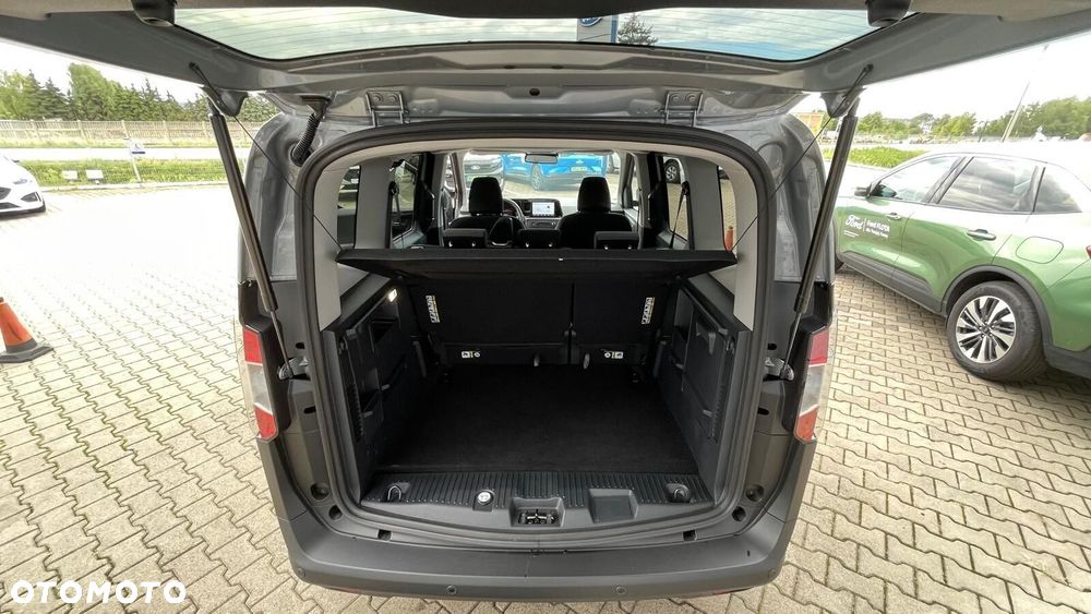 Ford Tourneo Courier 1.0 EcoBoost Titanium - 19