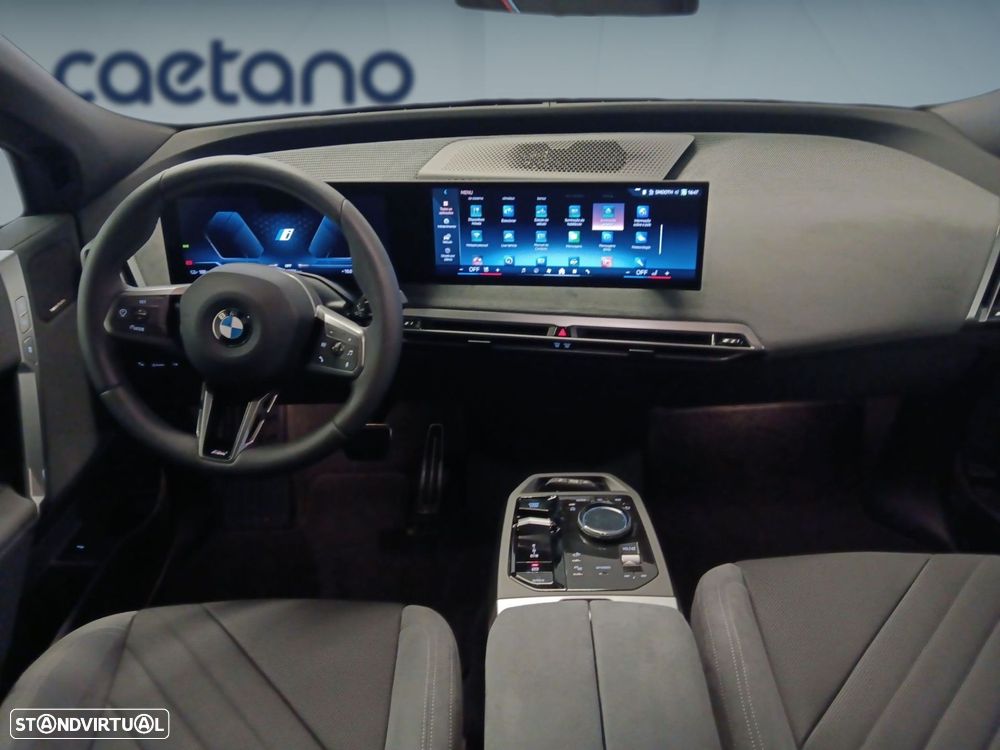BMW iX xDrive 45 Pack Desportivo Pro - 13