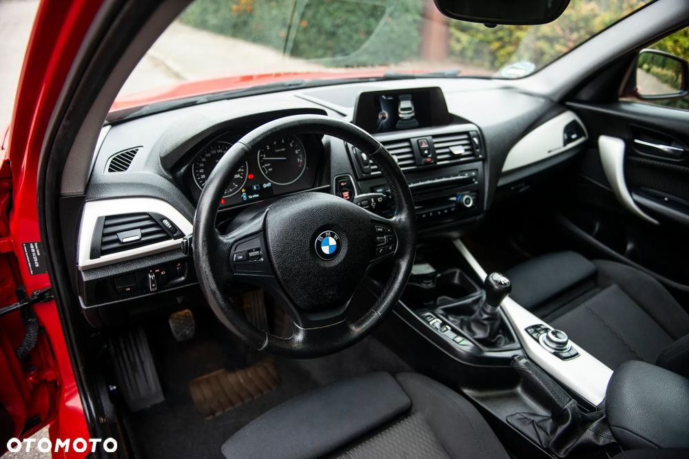 BMW Seria 1 118i Sport Line - 19