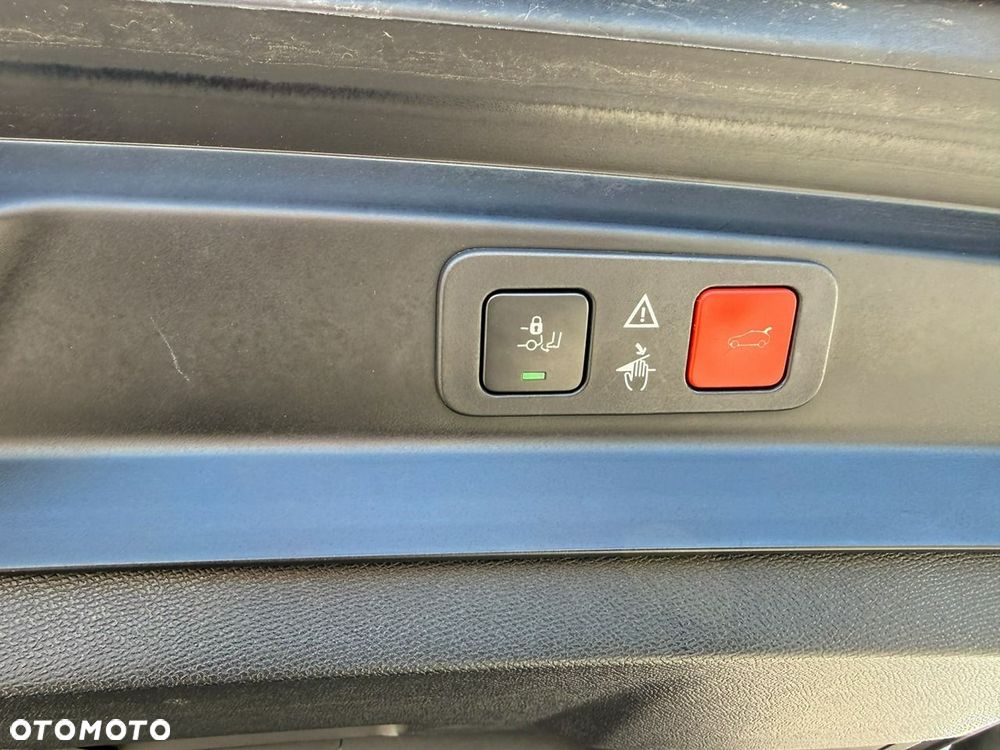 Peugeot 5008 THP 165 EAT6 Stop & Start Allure - 17
