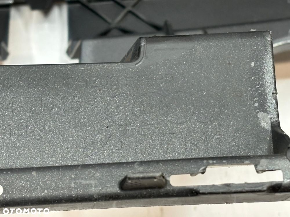 Audi A3 8Y4 Sportback Zderzak Tył Tylny 8Y4807511G - 10