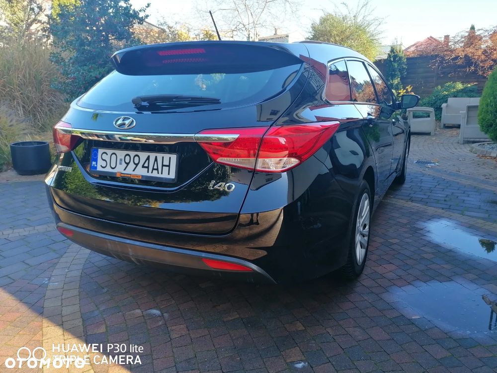 Hyundai i40 Kombi blue 1.6 Trend - 5