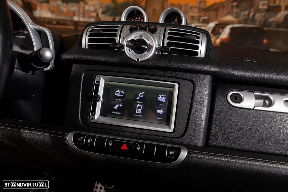 Smart Fortwo Cabrio 1.0 T Brabus Xclusive - 14