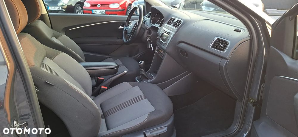 Volkswagen Polo 1.4 TDI Blue Motion Technology Allstar - 22