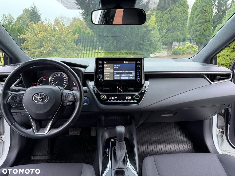 Toyota Corolla - 11